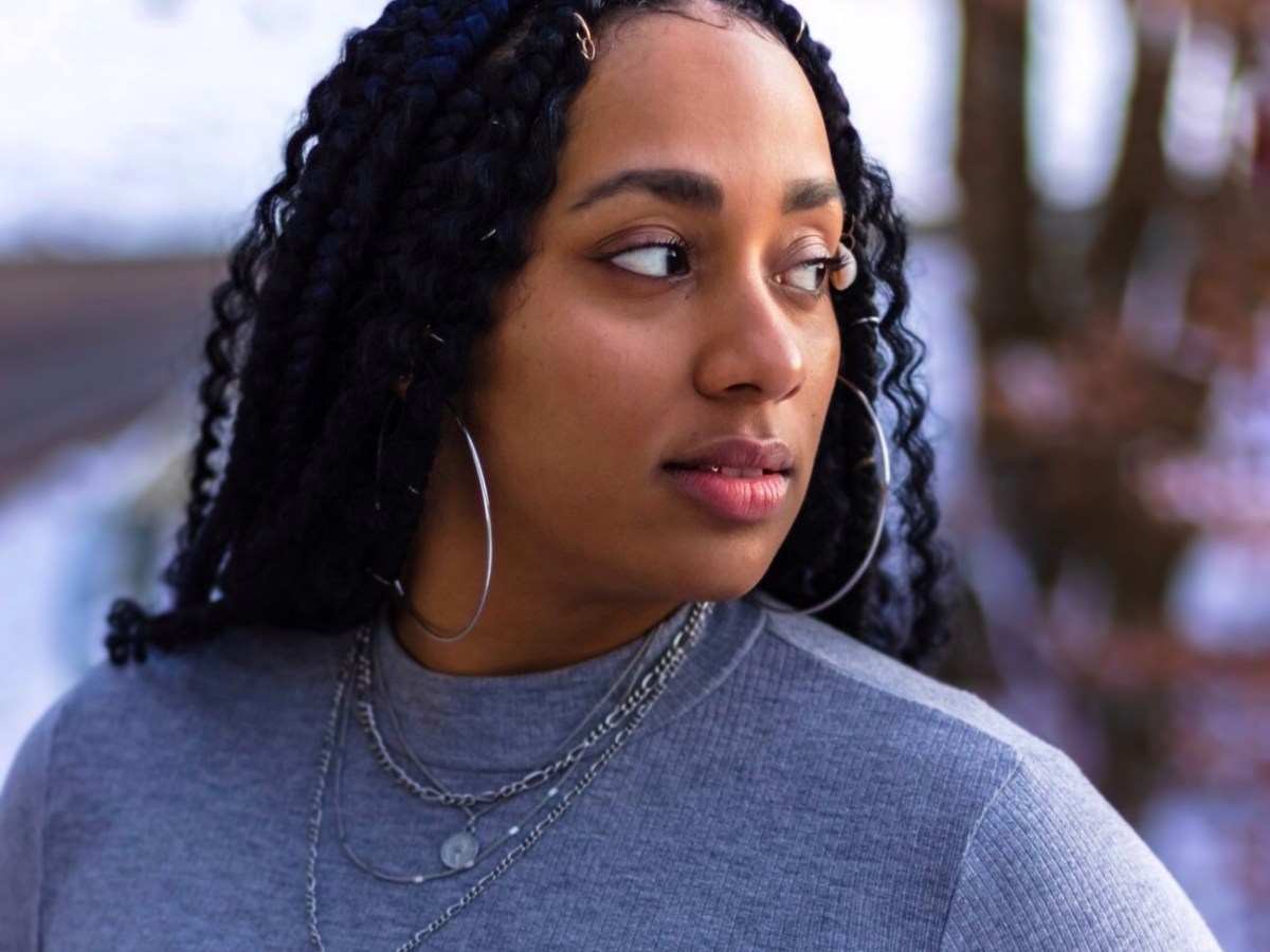 JELISA DELFELD zu Rassismus, Sexismus und Black Community